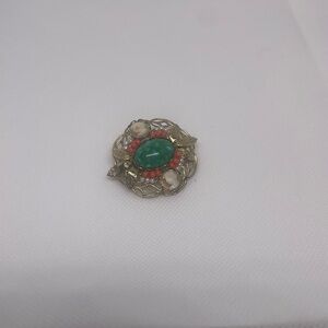 Vintage Cameo Brooch